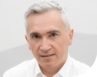 https://codiraxion.com/wp-content/uploads/2024/11/christophe-320x256.png